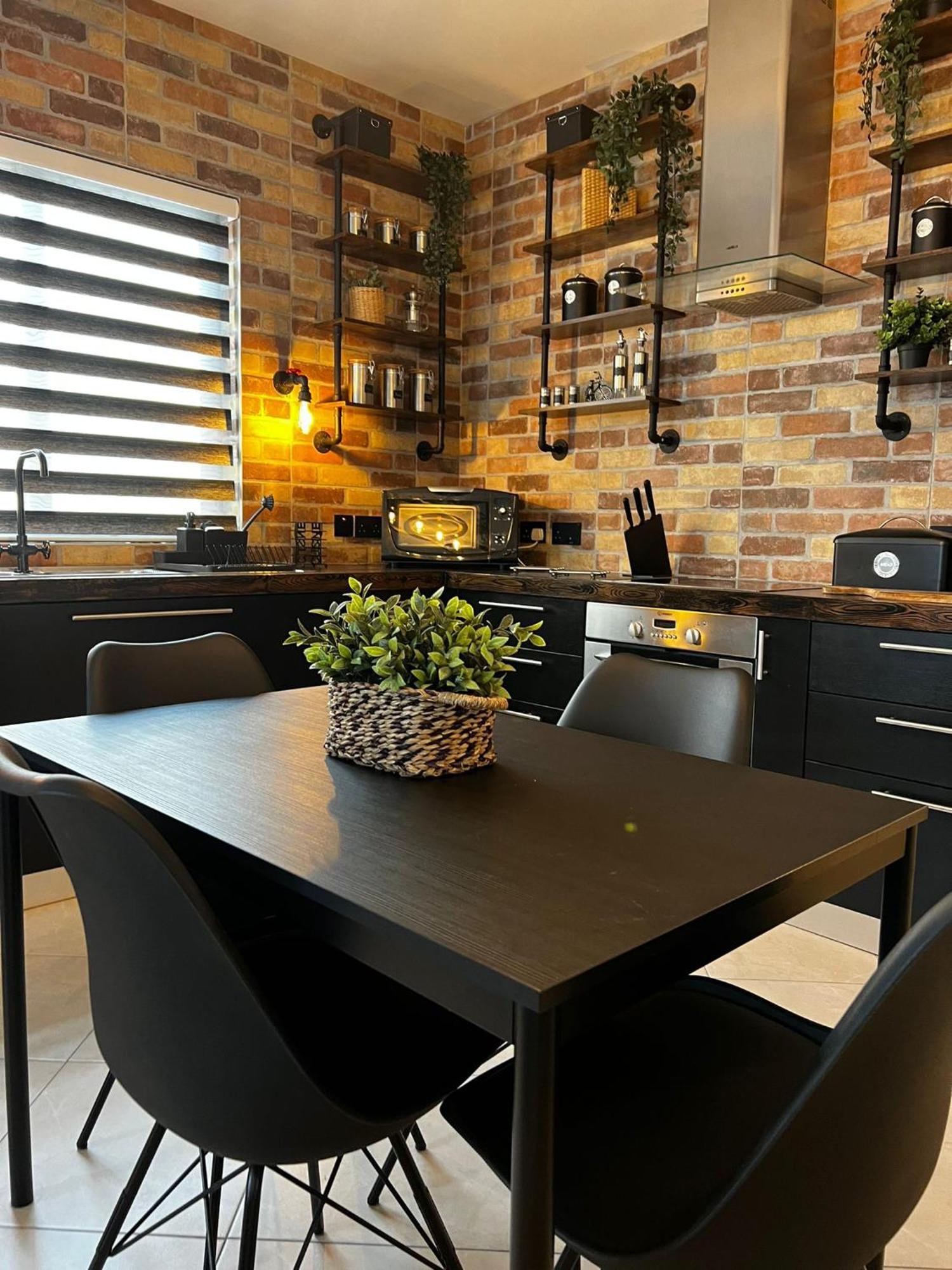 Trendy Seaside Escape 2 Bedroom Penthouse Марсаскала Экстерьер фото